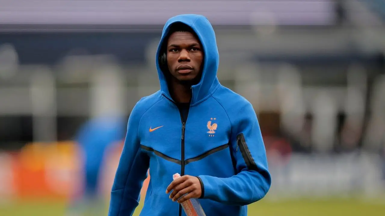 “آس” تكشف سبب الخروج المقلق لـ تشواميني خلال مباراة فرنسا والبرازيل